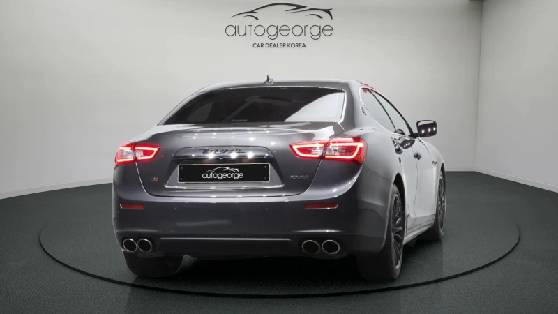 Maserati Ghibli 3.0, снимка 4 - Автомобили и джипове - 52443827