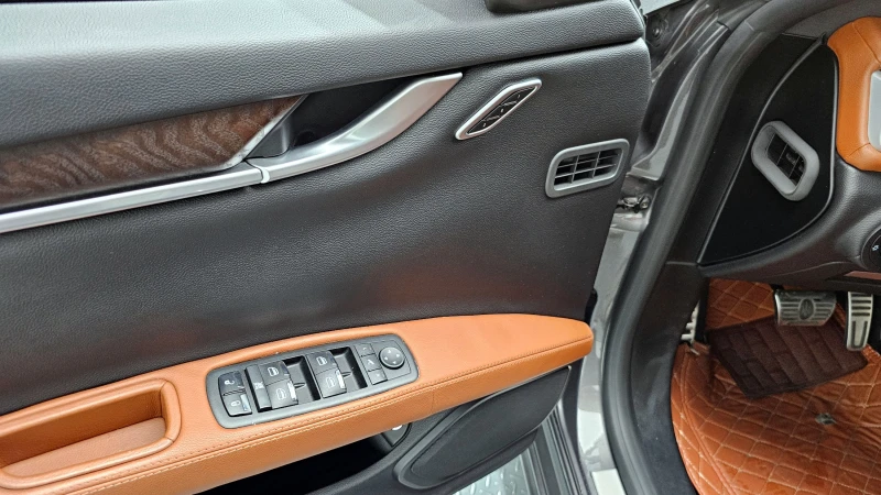Maserati Ghibli 3.0, снимка 17 - Автомобили и джипове - 52443827