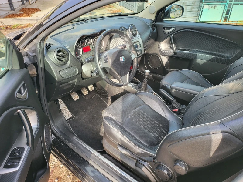Alfa Romeo MiTo 1.4 TB 155k.c., снимка 7 - Автомобили и джипове - 52451724