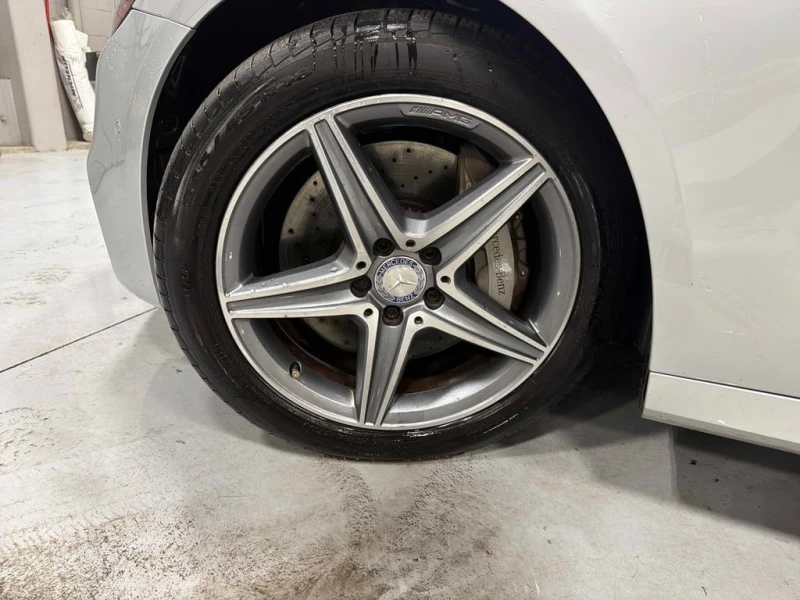 Mercedes-Benz E 400 CARFAX, снимка 7 - Автомобили и джипове - 52690714