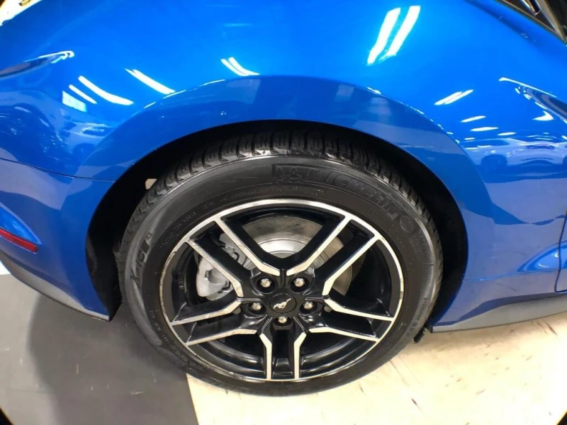 Ford Mustang * АВТО КРЕДИТ* ЦЕНА ДО БГ * СЕРВИЗНА ИСТОРИЯ * , снимка 10 - Автомобили и джипове - 52830276