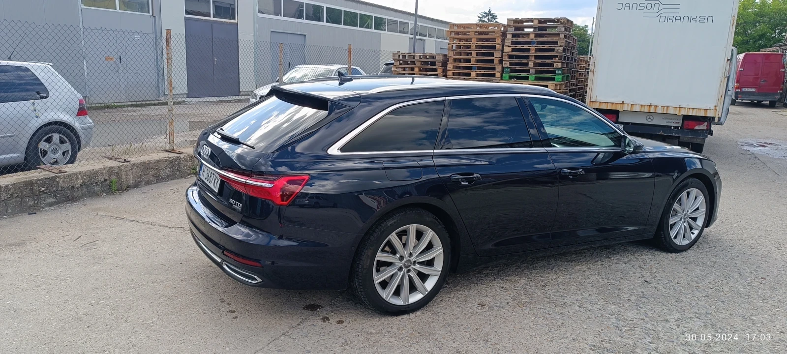 Audi A6 50TDI - изображение 2