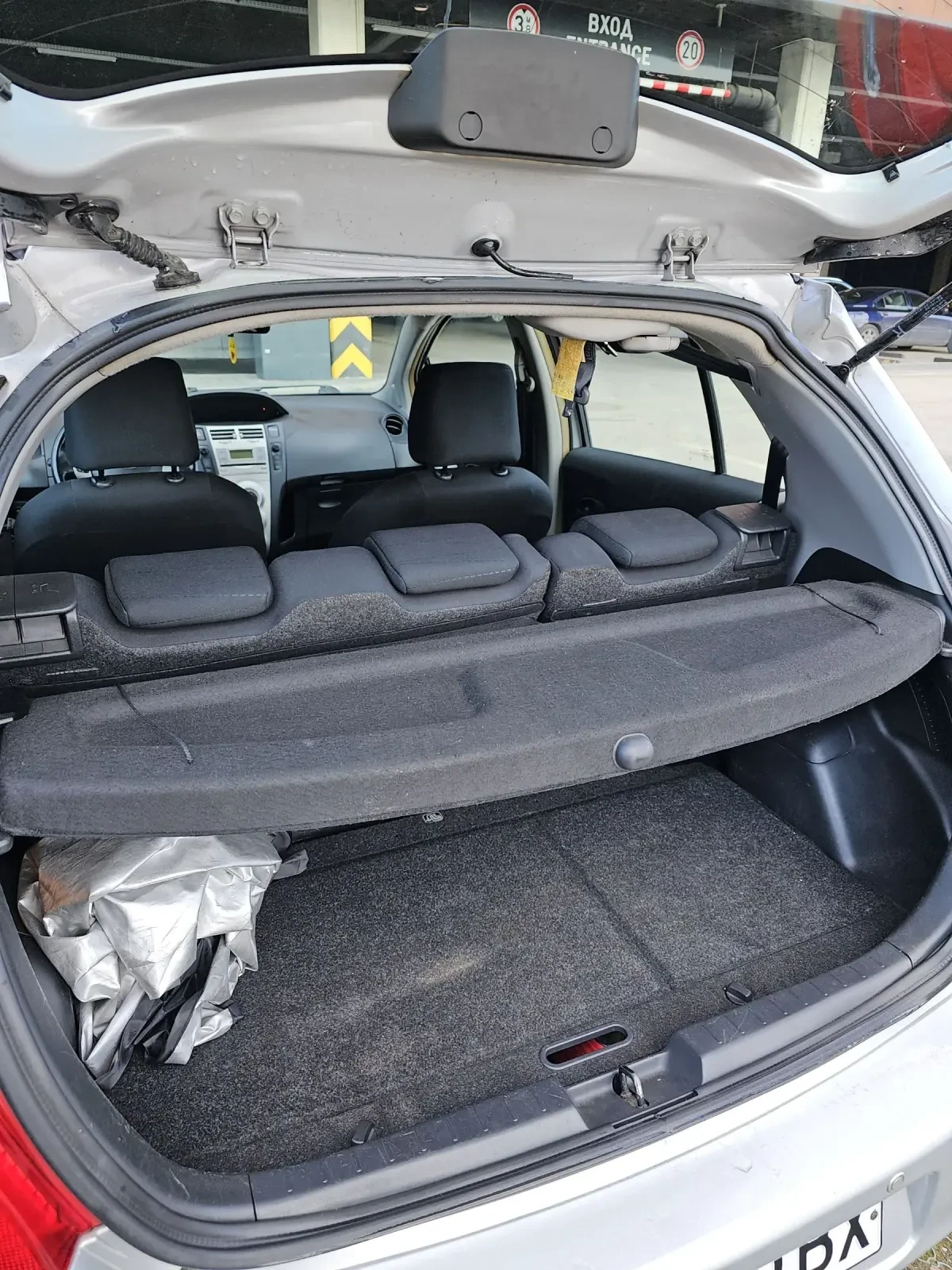 Toyota Yaris  - изображение 8