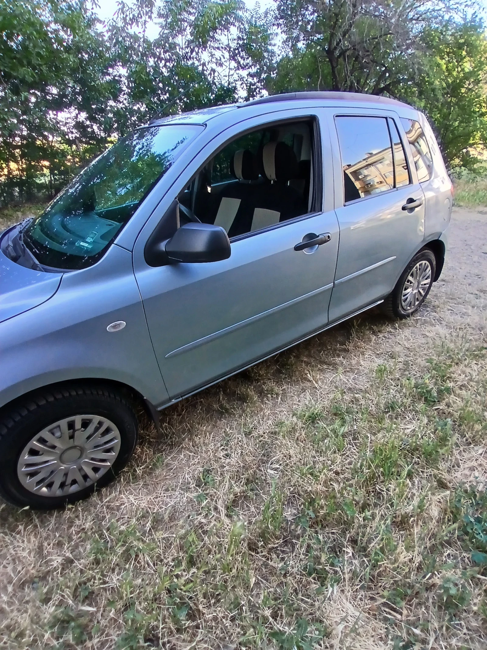 Mazda 2  - изображение 5
