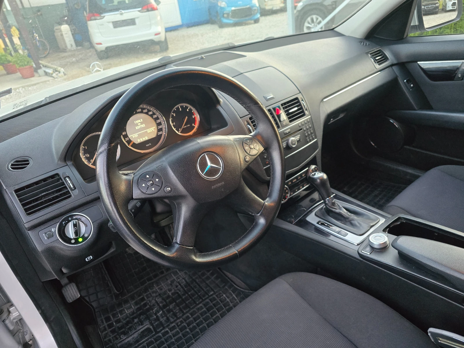 Mercedes-Benz C 220 2.2CDI 170.   | Mobile.bg   12