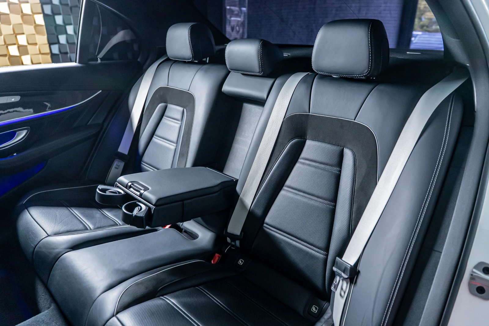 Mercedes-Benz E 63 AMG S 4matic+ V8 BI-TURBO | Mobile.bg   15