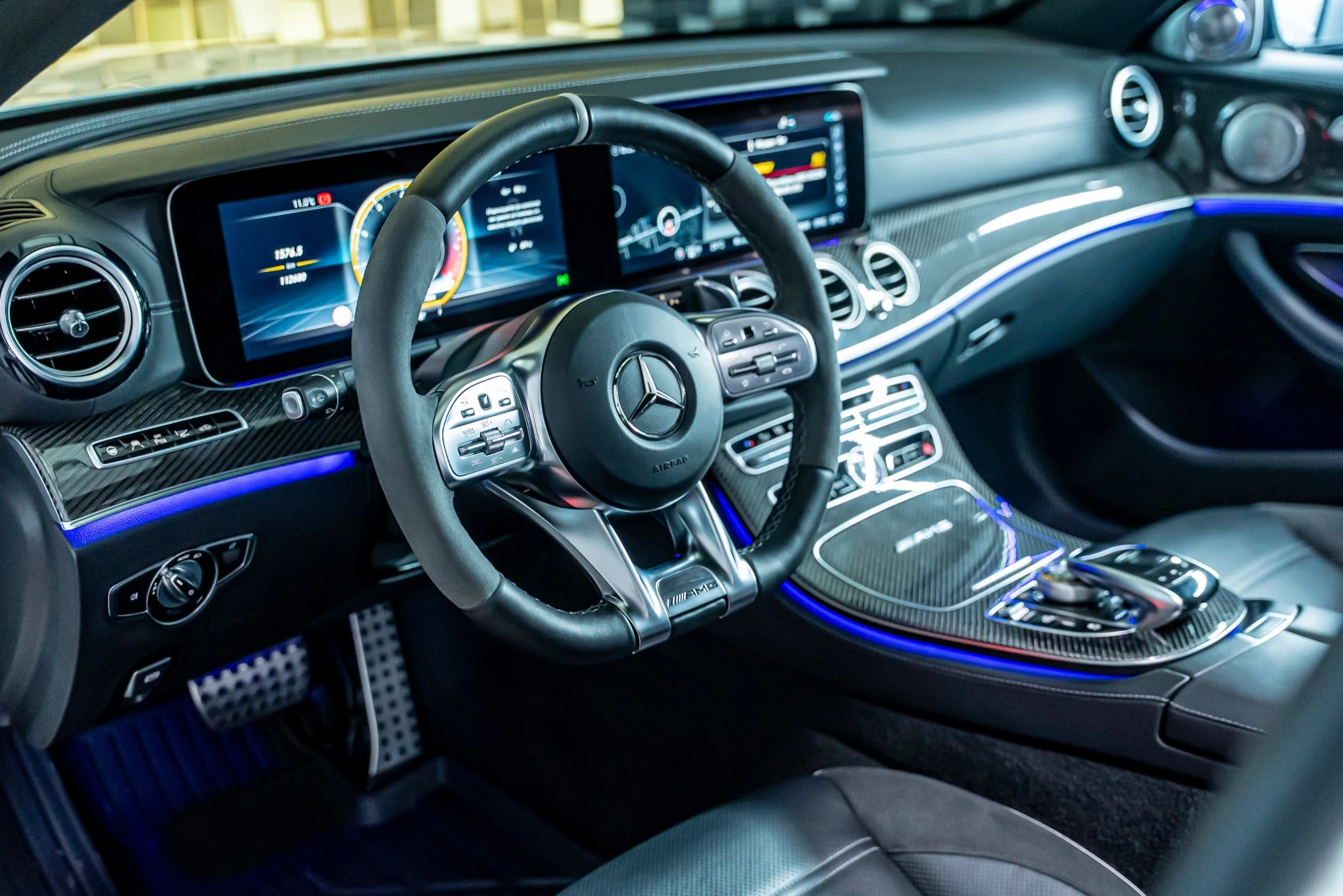 Mercedes-Benz E 63 AMG S 4matic+ V8 BI-TURBO - изображение 10