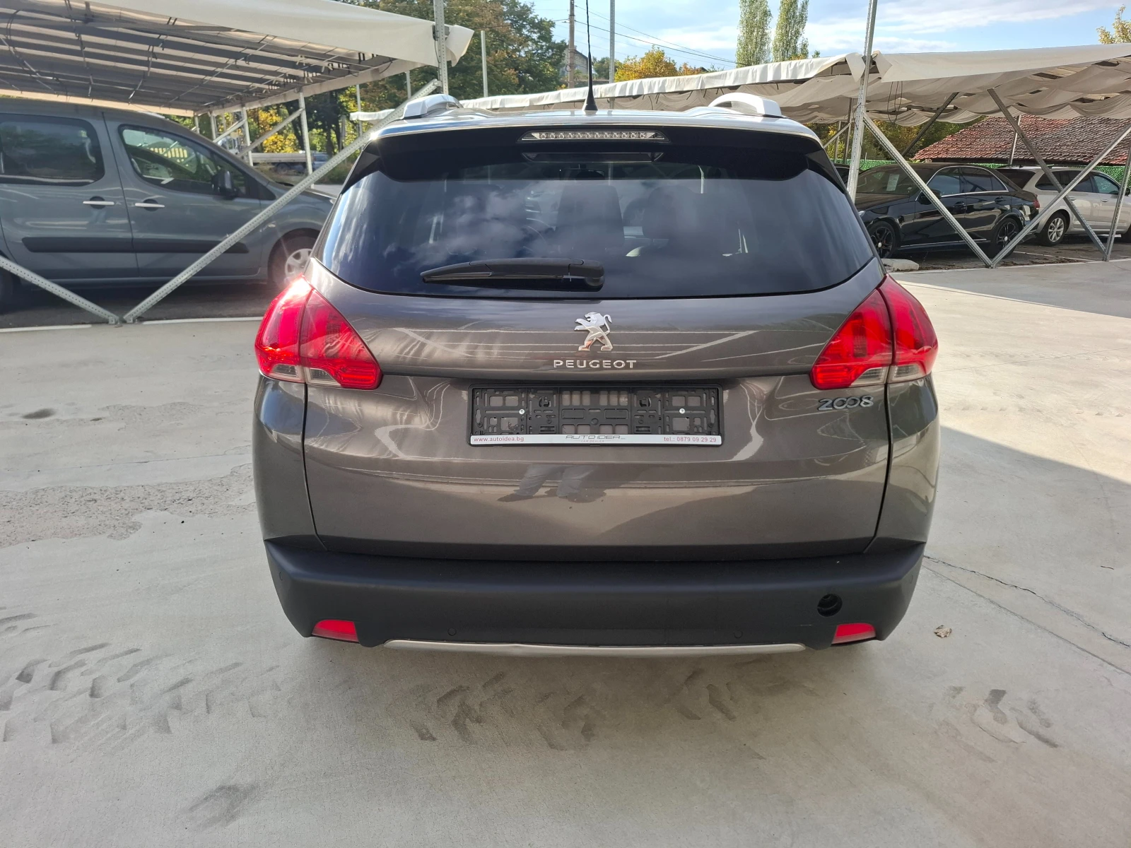 Peugeot 2008 1.2 e-THP Urban Cross - изображение 6