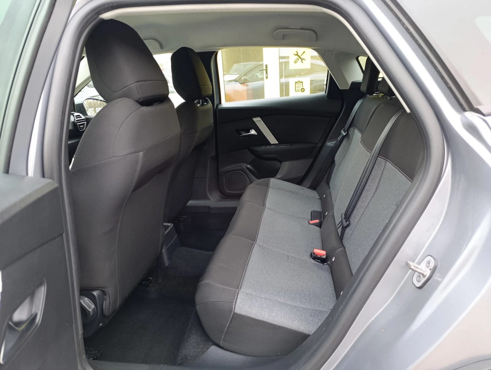 Citroen C4 Blue 1.5HDI 110к.с. 6 ск - изображение 7