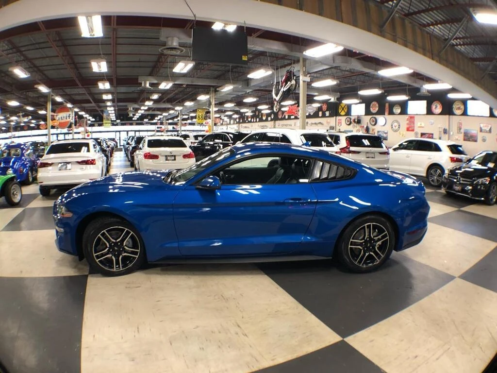 Ford Mustang * АВТО КРЕДИТ* ЦЕНА ДО БГ * СЕРВИЗНА ИСТОРИЯ *  - изображение 5