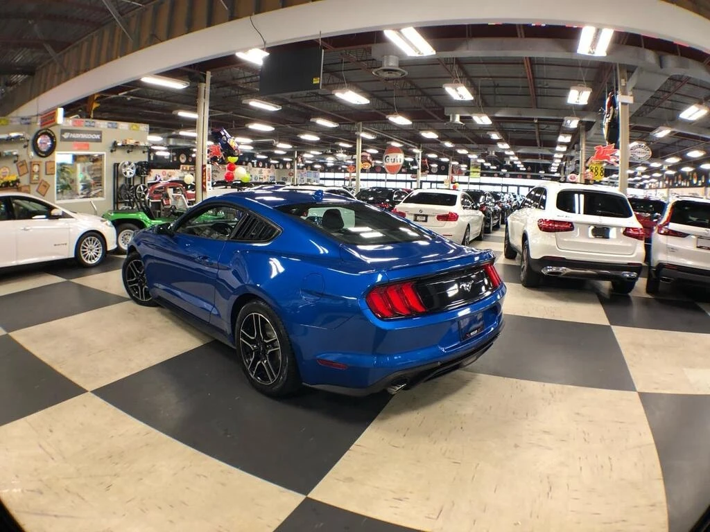 Ford Mustang * АВТО КРЕДИТ* ЦЕНА ДО БГ * СЕРВИЗНА ИСТОРИЯ *  - изображение 6