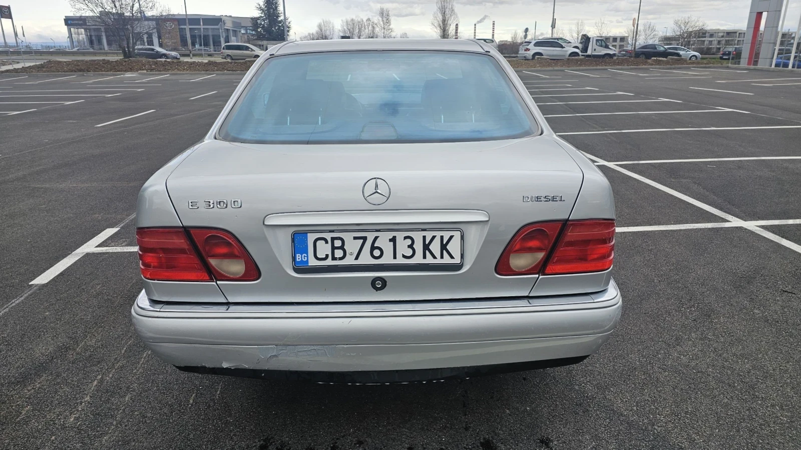 Mercedes-Benz E 300 3.0D AVANTGARDE AUTOMATIC KLIMATRONIK, снимка 5 - Автомобили и джипове - 53964991