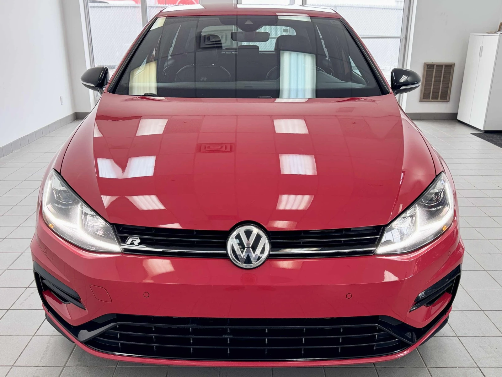 VW Golf R * * CARFAX * * АВТО КРЕДИТ * * , снимка 2 - Автомобили и джипове - 54139153