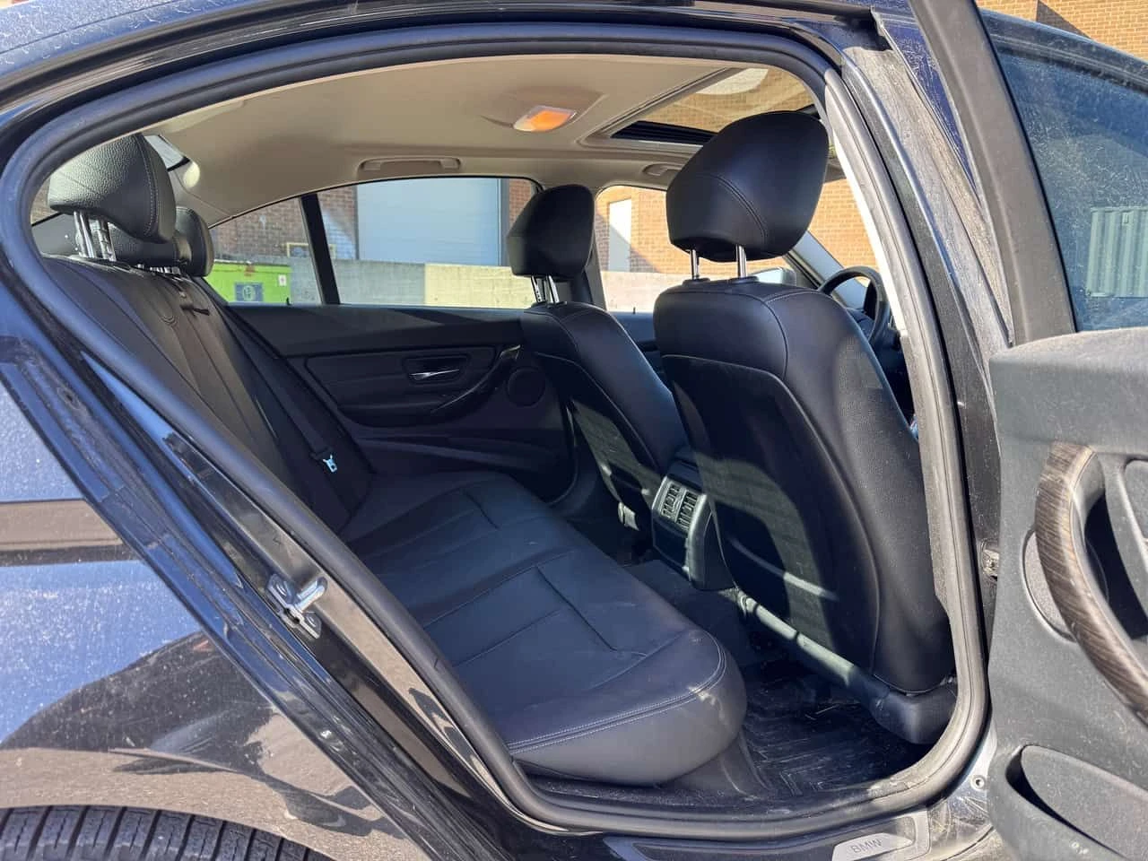 BMW 320 * 320i xDrive * CARFAX * ���� �� �� | Mobile.bg � ����������� 14