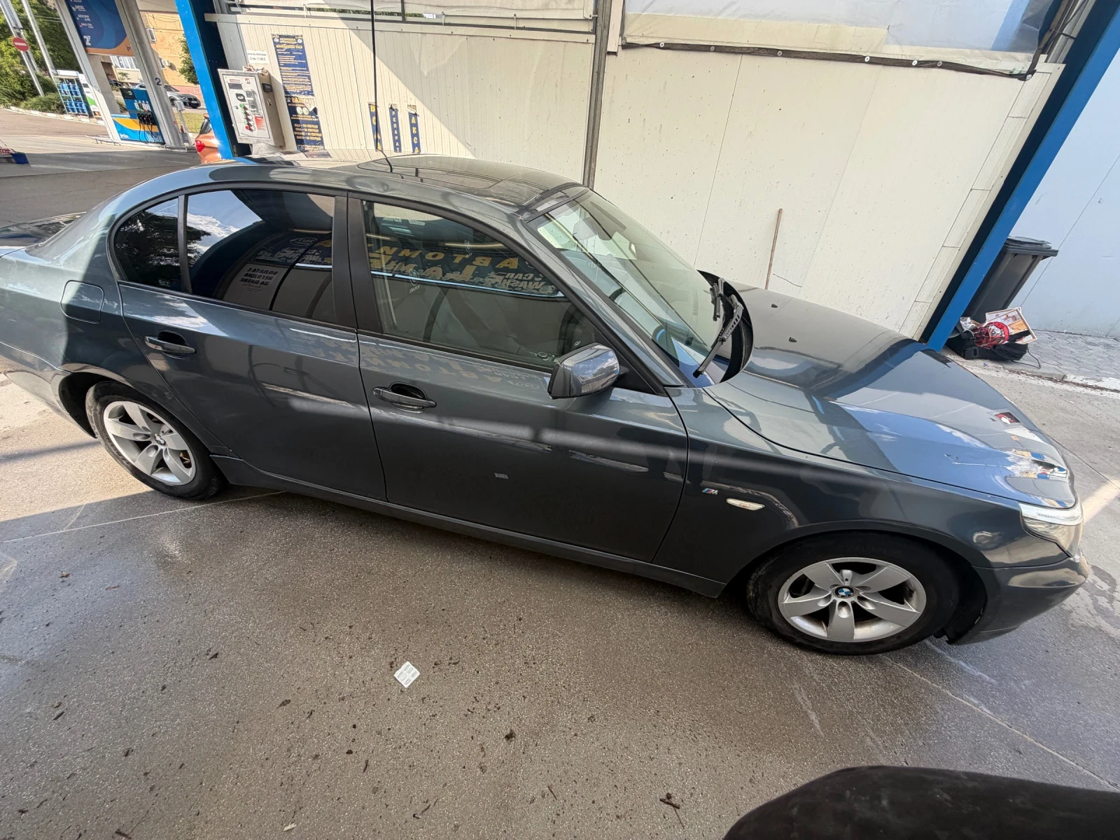 BMW 525 3.0, снимка 6 - Автомобили и джипове - 55341963