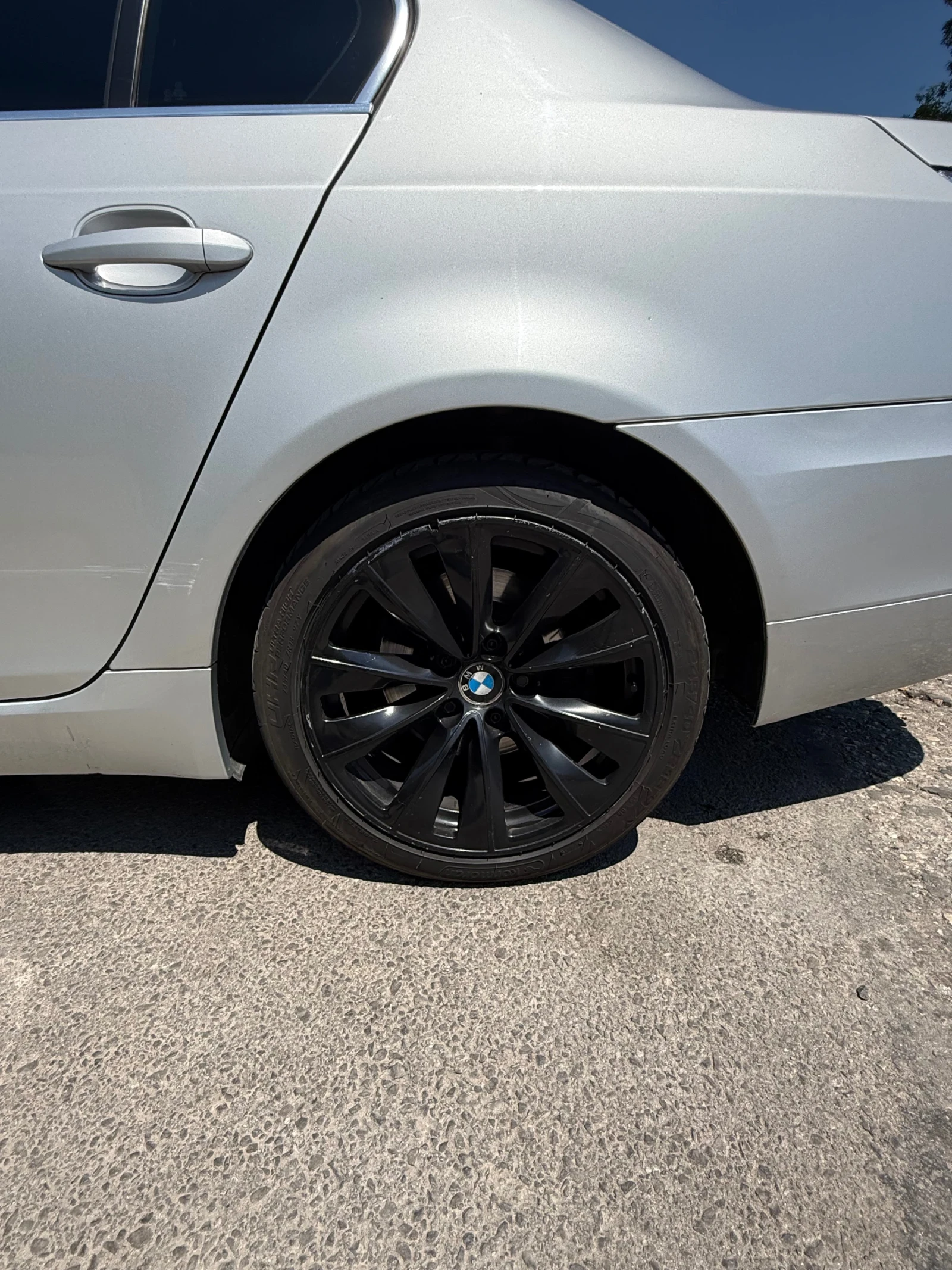 BMW 530, снимка 11 - Автомобили и джипове - 55374511