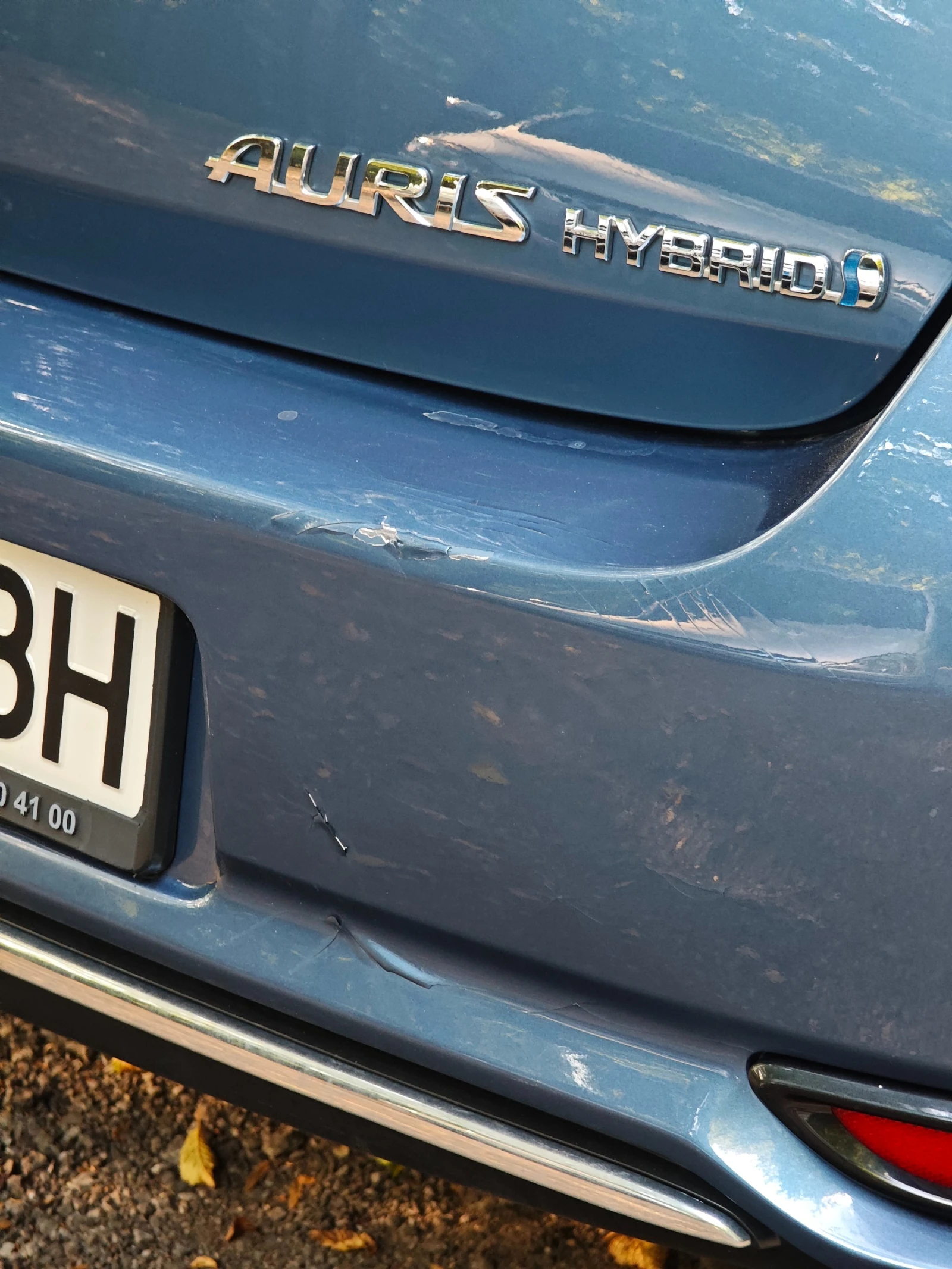 Toyota Auris Hybrid 1.8, снимка 5 - Автомобили и джипове - 55667154