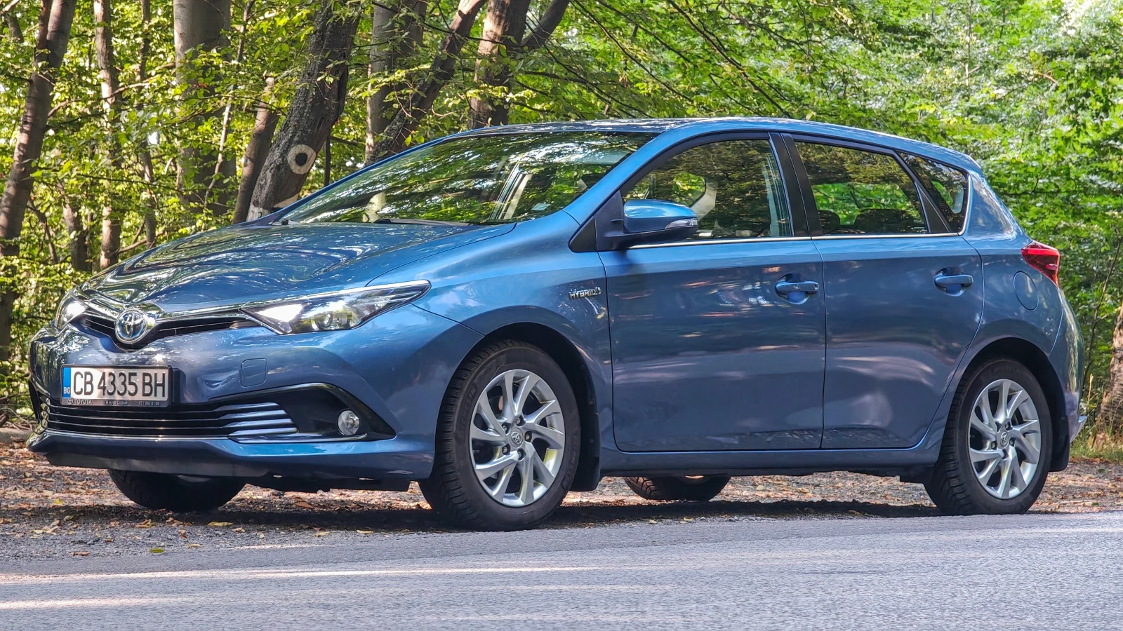 Toyota Auris Hybrid 1.8