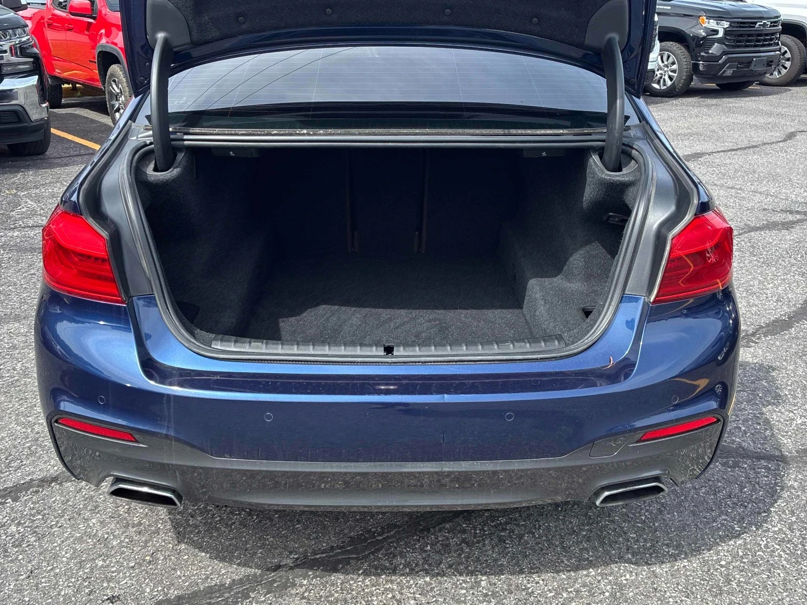 BMW 540 xDrive | M-Sport | Heads-Up | Distronic | H&K , снимка 6 - Автомобили и джипове - 55747332