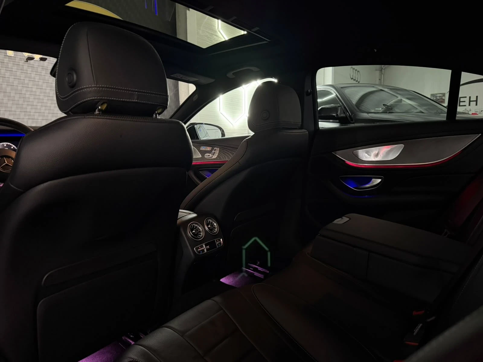 Mercedes-Benz CLS 400 Mercedes-Benz CLS 400d 4MATIC AMG Line + BRABUS PA | Mobile.bg � ����������� 12