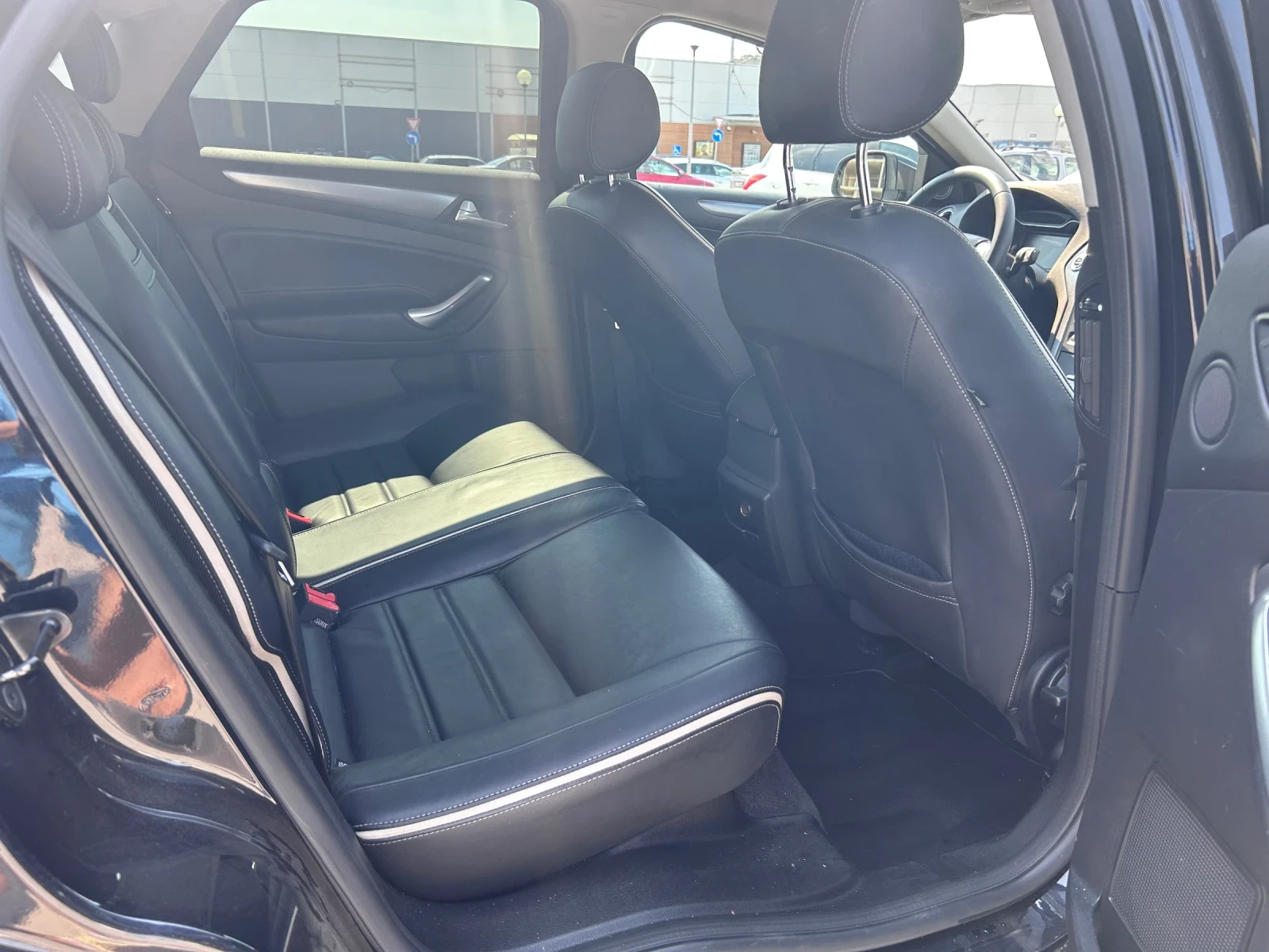 Ford Mondeo 2.0 TDCi 163 hp, снимка 11 - Автомобили и джипове - 55967563