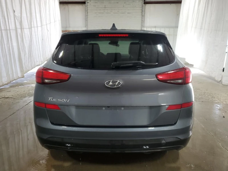 Hyundai Tucson SE, снимка 6 - Автомобили и джипове - 48405431