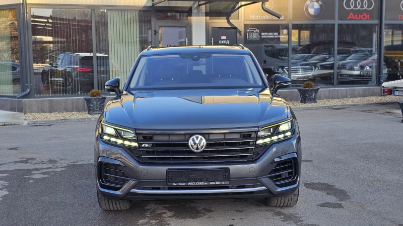 VW Touareg  R-Line 3.0TDI 286HP 4MOTION IT-ТОП СЪСТ.-ЛИЗИНГ, снимка 2 - Автомобили и джипове - 48601479