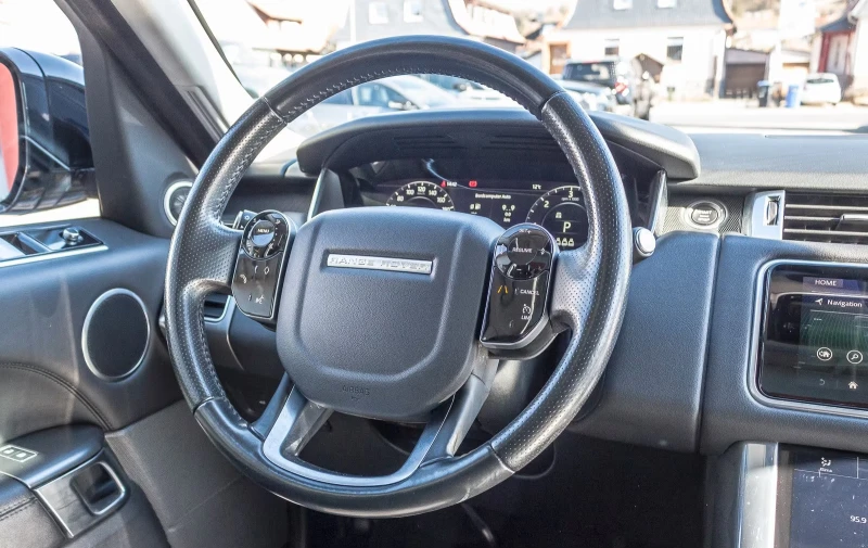 Land Rover Range Rover Sport 3.0/D250/249HP/PANORAMA/ACC/CAM/CPLAY/DIGITAL/780f, снимка 10 - Автомобили и джипове - 51770702