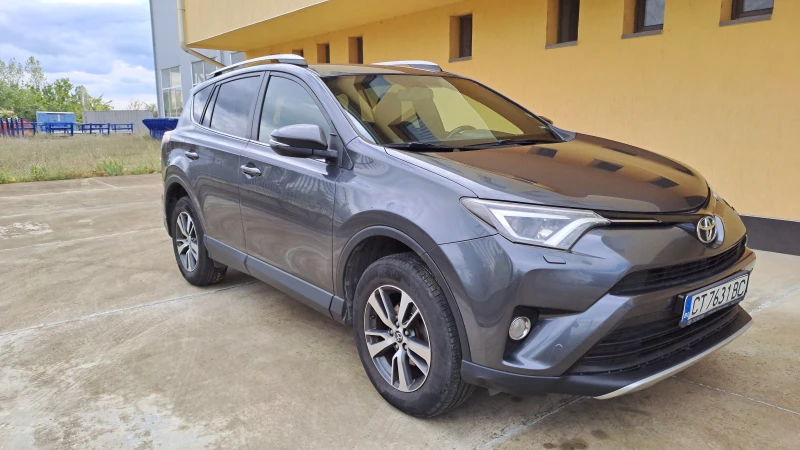 Toyota Rav4, снимка 6 - Автомобили и джипове - 52409468