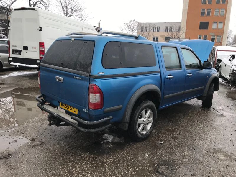 Isuzu D-max 3.0TD  120000 километра - изображение 2