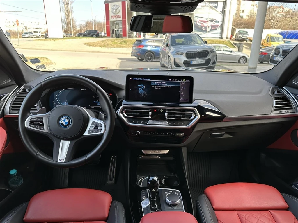 BMW X3 xDrive30e - изображение 7