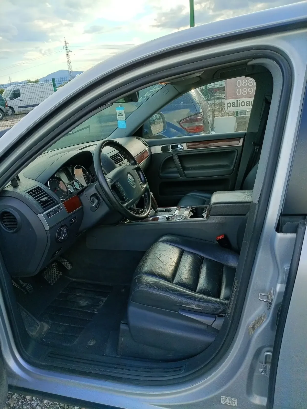 VW Touareg 2.5 - изображение 4
