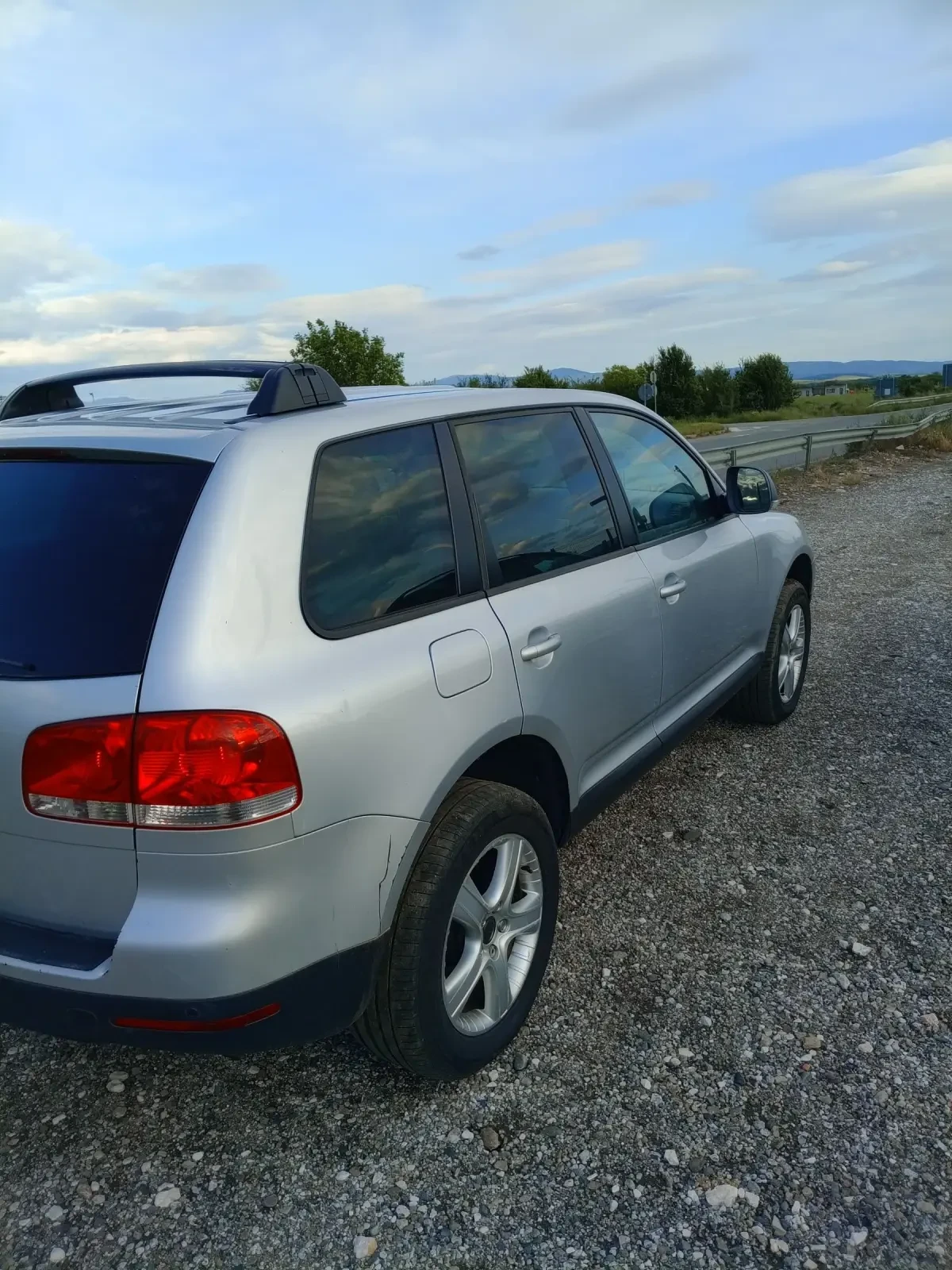 VW Touareg 2.5 - изображение 3