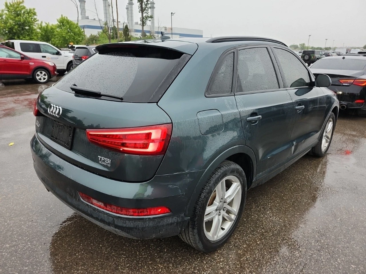 Audi Q3 * CARFAX * АВТО КРЕДИТ * ЦЕНА ДО БГ! - изображение 4