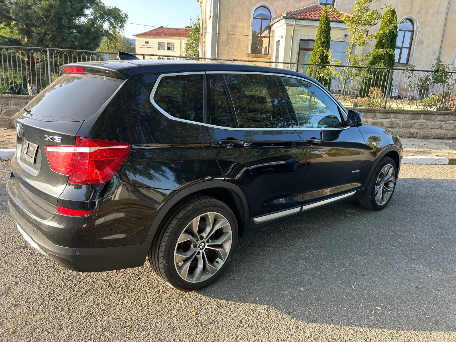BMW X3 2.8i xDrive - изображение 3