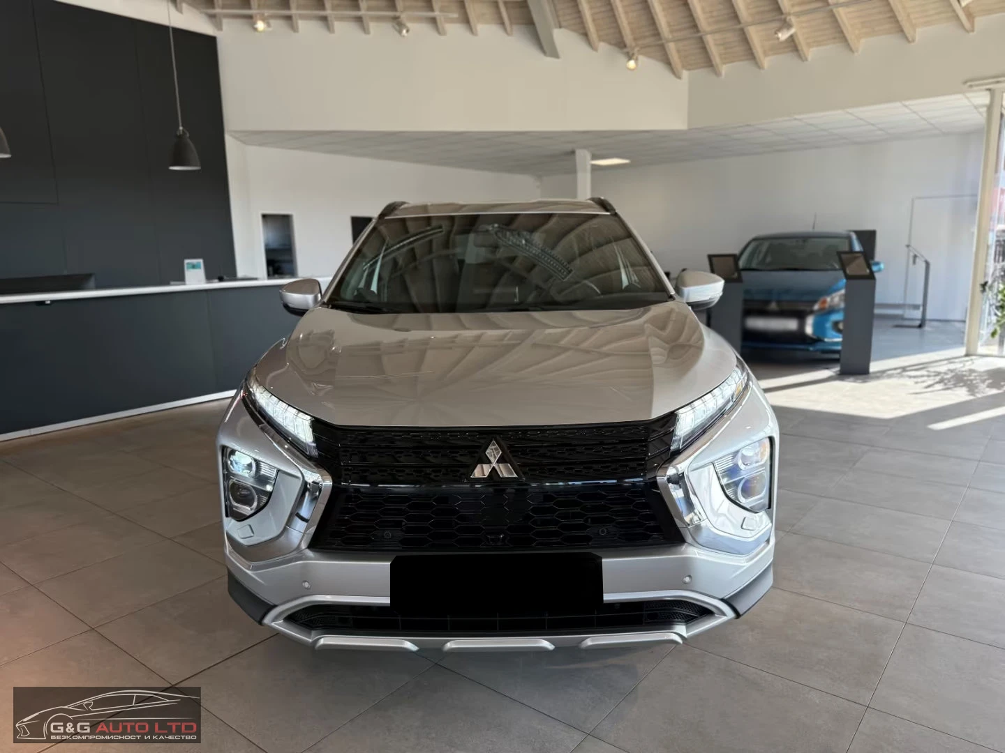 Mitsubishi Eclipse Cross НОВ!/2.4PHEV/4WD/188HP/NAVI/CAM/L.ASS/DАB/748f - изображение 2