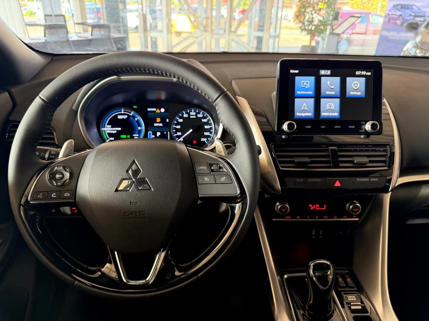 Mitsubishi Eclipse Cross НОВ!/2.4PHEV/4WD/188HP/NAVI/CAM/L.ASS/DАB/748f - изображение 10