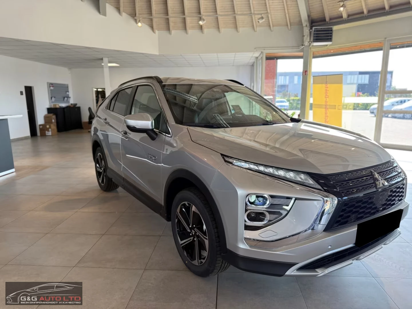 Mitsubishi Eclipse Cross НОВ!/2.4PHEV/4WD/188HP/NAVI/CAM/L.ASS/DАB/748f - изображение 4