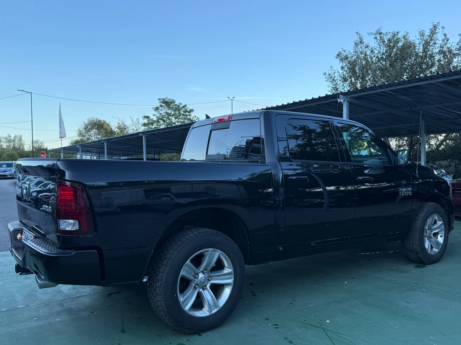 Dodge RAM 1500 SPORT - изображение 4