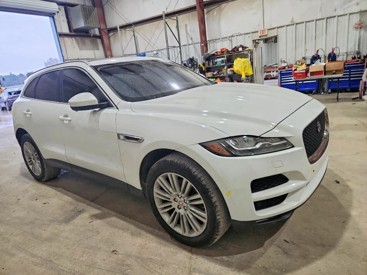 Jaguar F-PACE 2l Portfolio, снимка 2 - Автомобили и джипове - 53991642