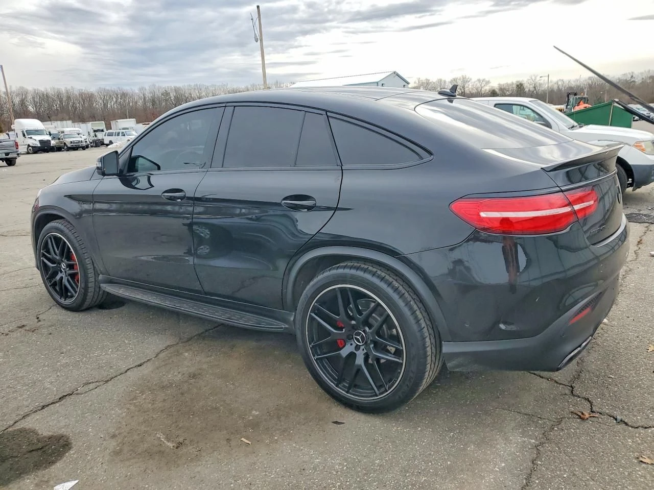 Mercedes-Benz GLE 63 S AMG, снимка 2 - Автомобили и джипове - 54060505