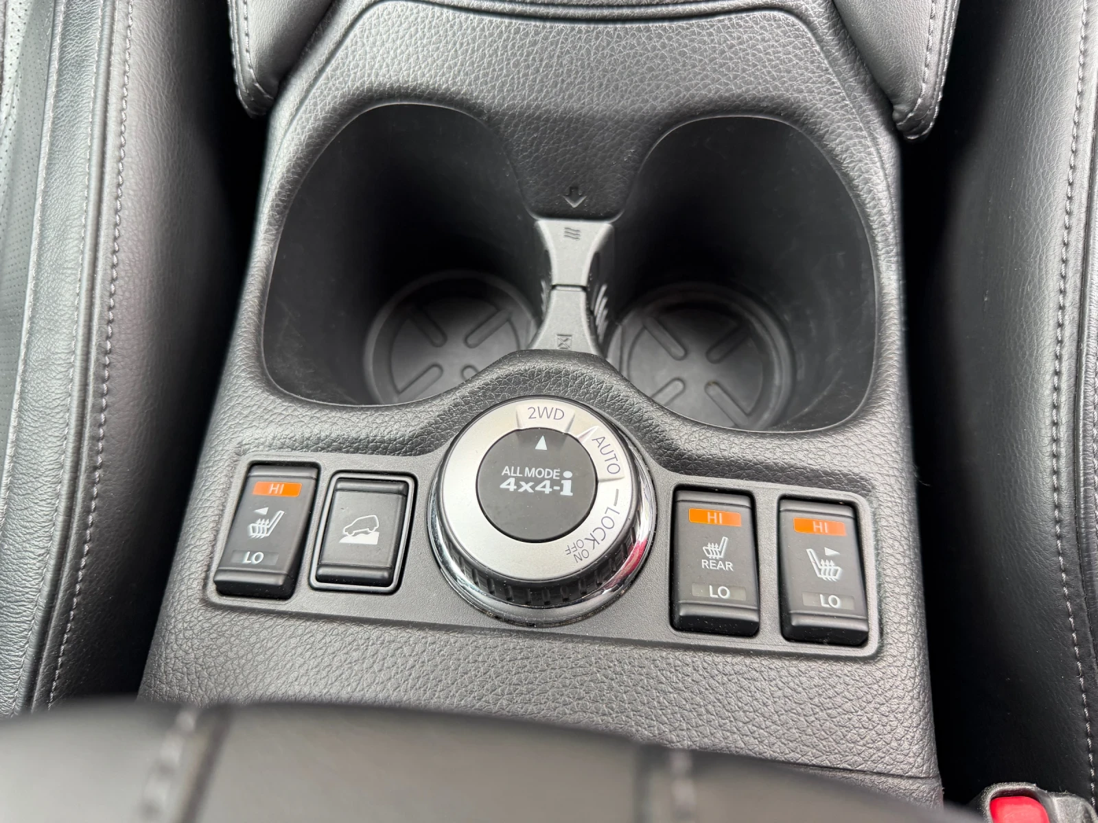 Nissan X-trail 2.0DCi 177к.с. FACE TEKNA FULL ГЕРМАНИЯ, снимка 11 - Автомобили и джипове - 54637883