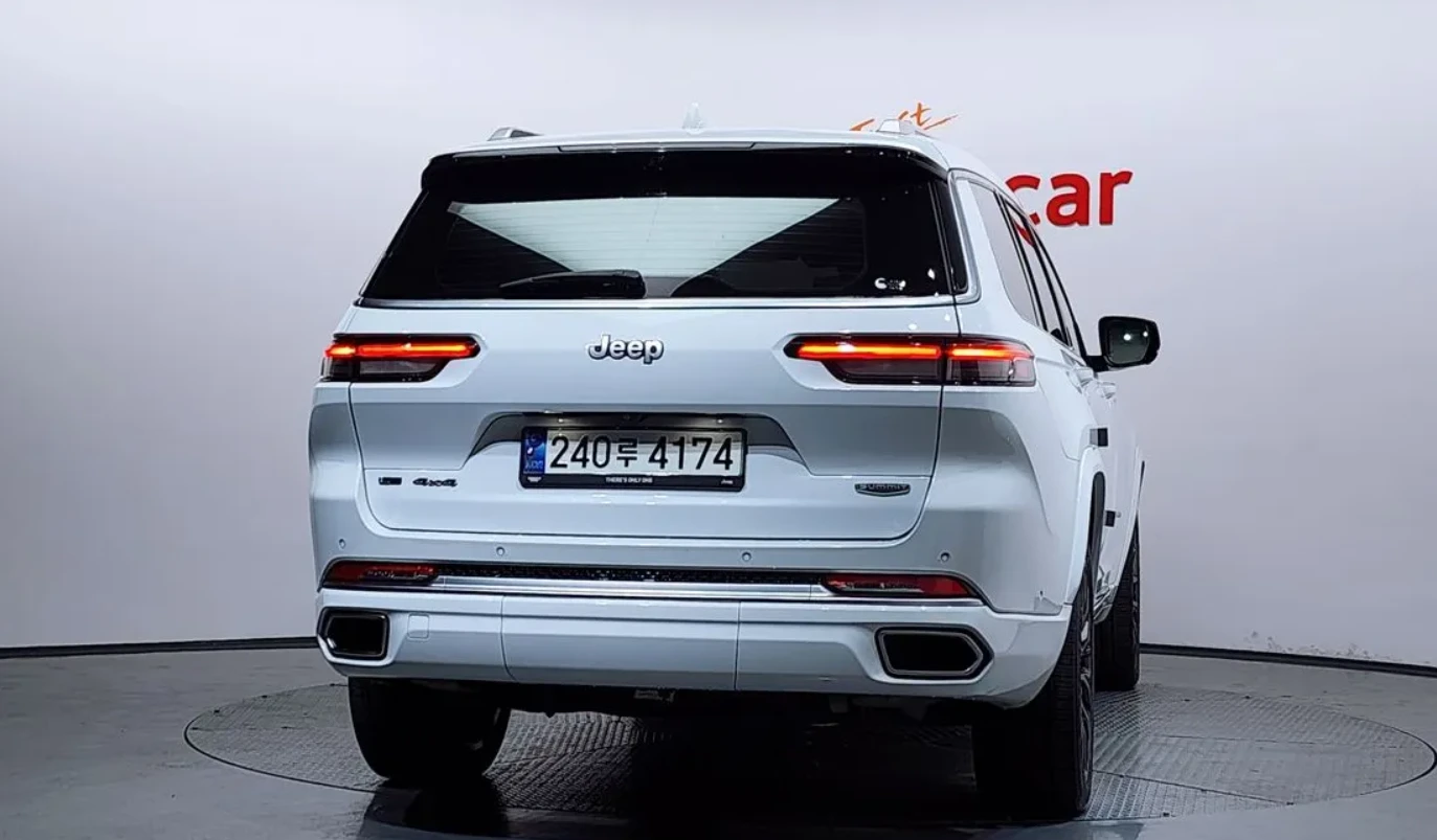 Jeep Grand cherokee SUMMIT | ЕЛ.ПАДАЩИ БОРДОВЕ | МАСАЖ | ХЕД ЪП, снимка 4 - Автомобили и джипове - 54670643