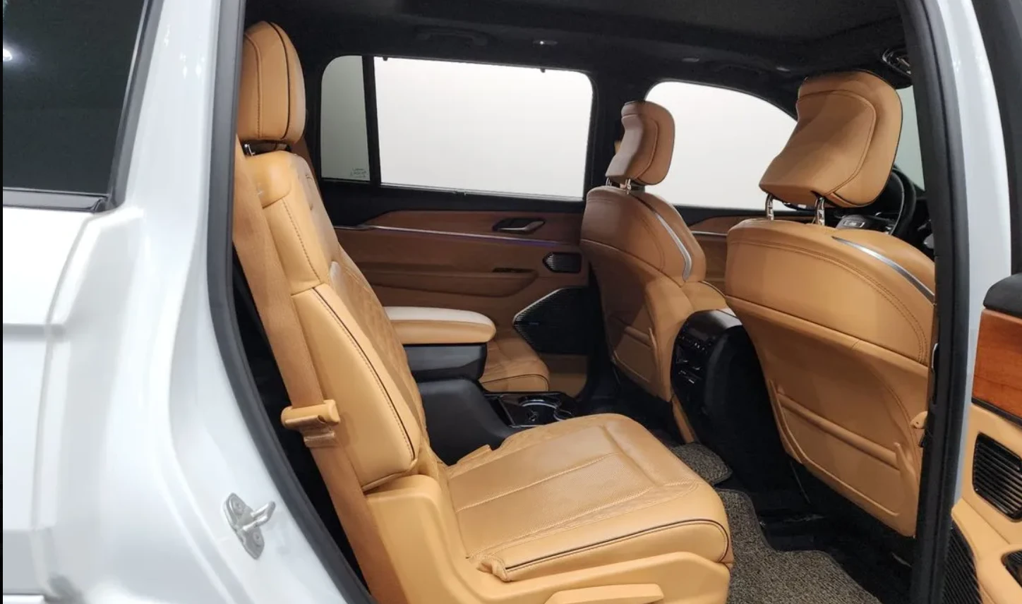 Jeep Grand cherokee SUMMIT | ЕЛ.ПАДАЩИ БОРДОВЕ | МАСАЖ | ХЕД ЪП, снимка 11 - Автомобили и джипове - 54670643
