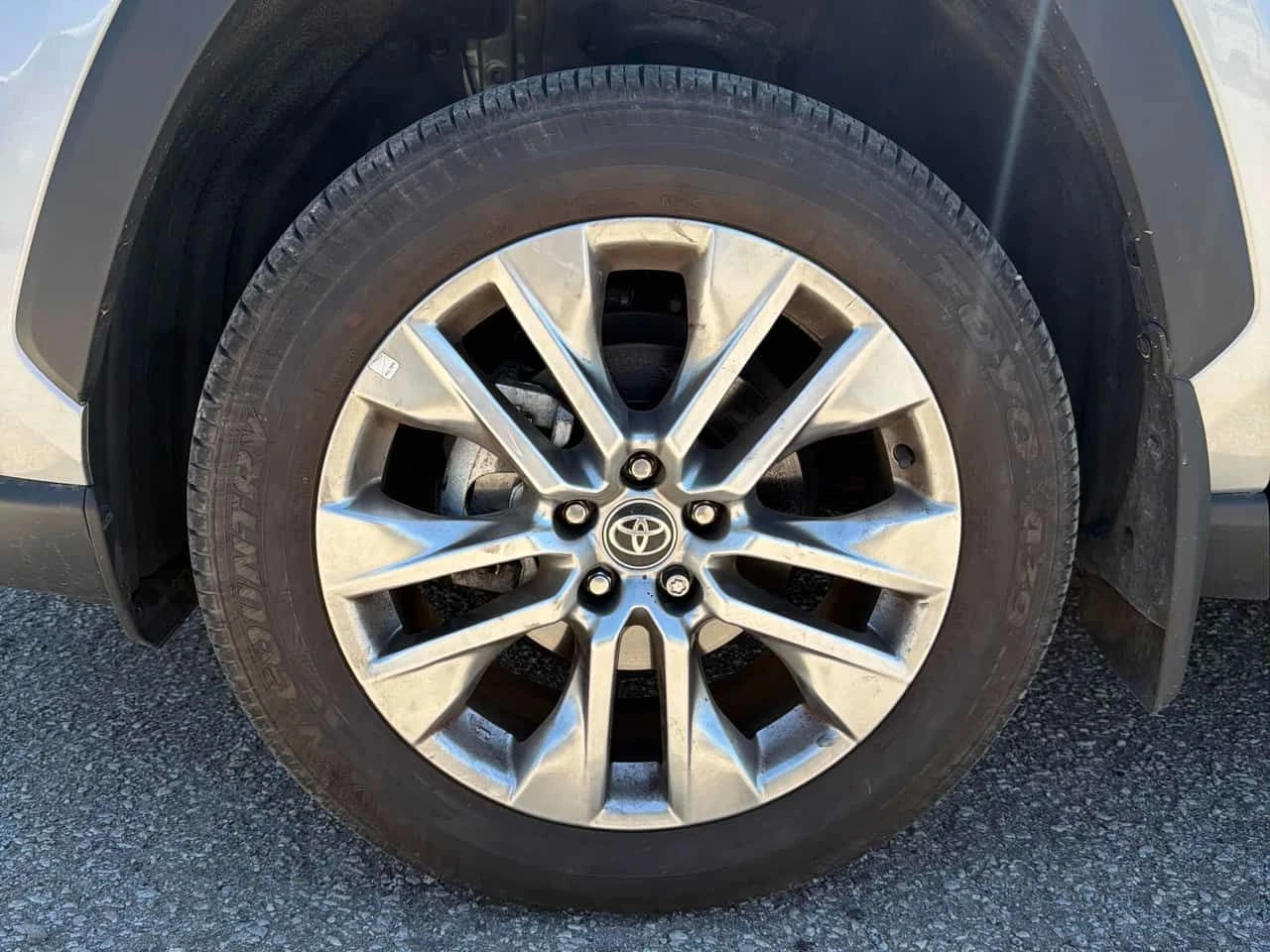 Toyota Rav4  XLE | PANO | LED | DISTRONIC , снимка 6 - Автомобили и джипове - 54835908