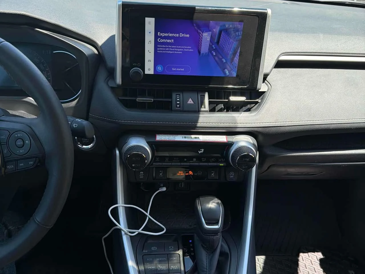 Toyota Rav4  XLE | PANO | LED | DISTRONIC , снимка 9 - Автомобили и джипове - 54835908