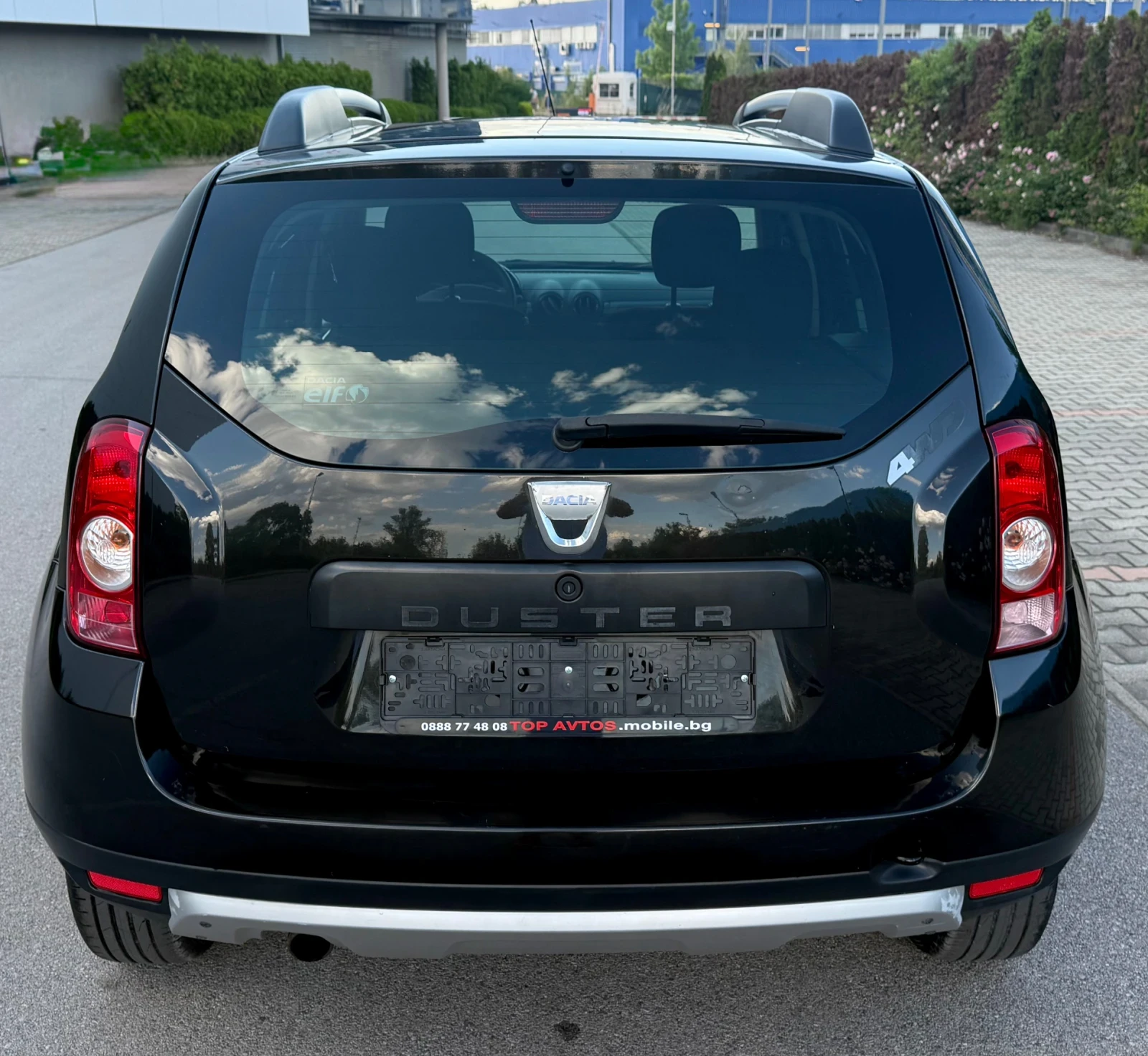 Dacia Duster 1.6i/16V/6ck/4x4/* Климатик* /150715км/Серв.истори, снимка 5 - Автомобили и джипове - 54919258