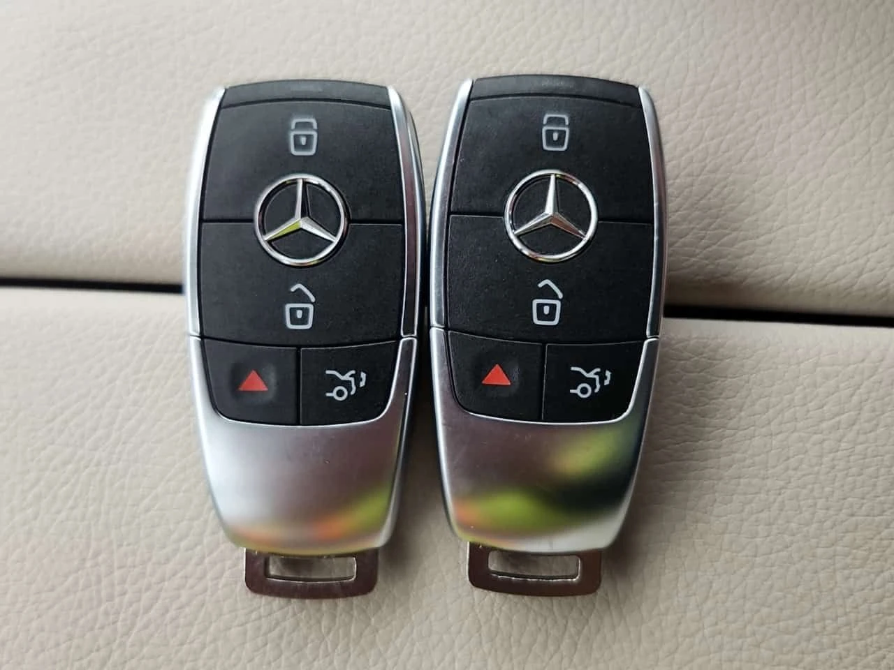 Mercedes-Benz GLE 450 AMG Line * CARFAX * Без инциденти * , снимка 10 - Автомобили и джипове - 55183663