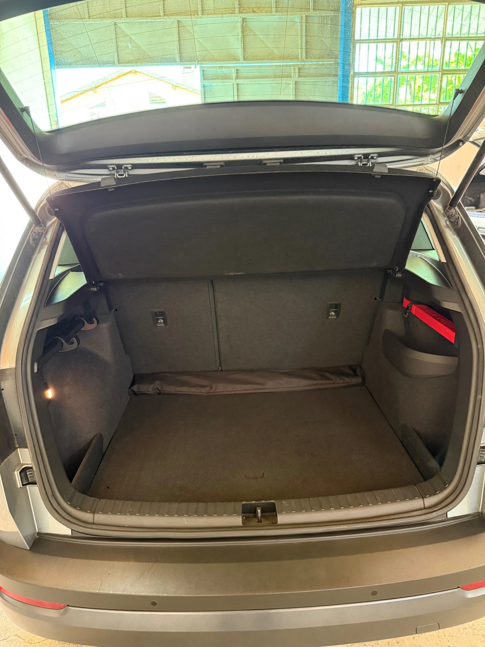 Skoda Karoq 4x4 150 �.�. Distronic/���������/������� | Mobile.bg � ����������� 12