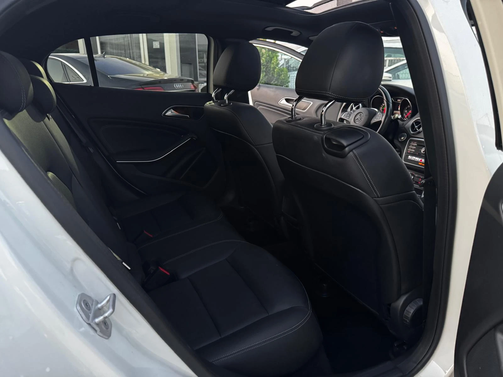 Mercedes-Benz GLA 220 220 d ������� ��������� | Mobile.bg � ����������� 9